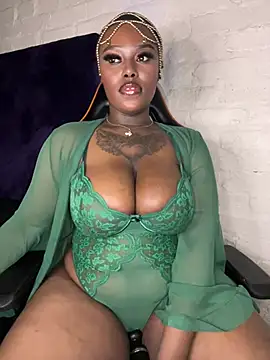 QUEEN NOBUHLE 777 online show from March 14, 9:53 pm