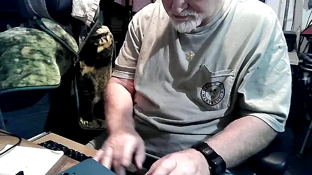 georgew62 online show from September 18, 2:35 am