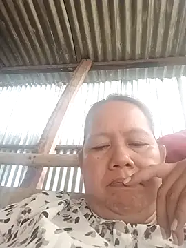 Snapshot of Babyangel6910 chatting on October 29, 2:03 am Babyangel6910 online show from October 29, 2:03 am