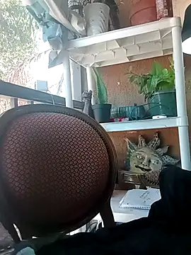 Snapshot of Goldenndoll chatting on November 23, 8:41 pm Goldenndoll online show from November 23, 8:41 pm