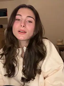 Snapshot of SophiiaStarr chatting on February 12, 8:37 pm SophiiaStarr online show from February 12, 8:37 pm