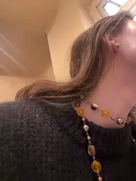 Snapshot of SophiiaStarr chatting on March 4, 2:01 pm SophiiaStarr online show from March 4, 2:01 pm