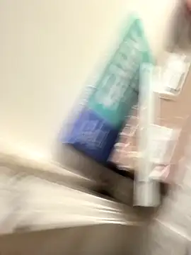 Snapshot of penchis90 chatting on February 13, 8:21 am penchis90 online show from February 13, 8:21 am