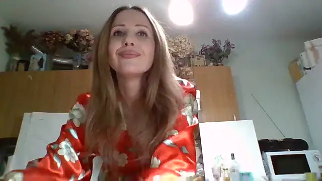 Tiluu1 online show from February 17, 8:48 pm