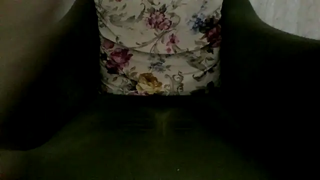 Snapshot of efsane_cocuk chatting on June 21, 8:44 pm efsane cocuk online show from June 21, 8:44 pm