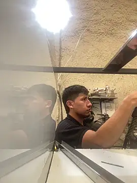 True Di online show from October 27, 4:00 pm