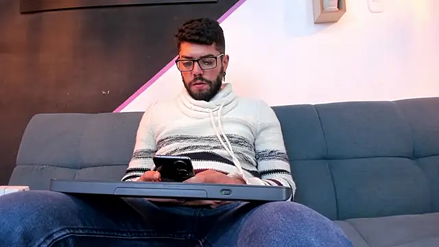 DanteWinter online show from September 25, 3:32 am