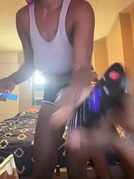 Snapshot of nawtyzaddie chatting on September 18, 6:21 pm nawtyzaddie online show from September 18, 6:21 pm