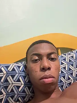 Snapshot of bb_bigblack chatting on October 5, 7:50 am bb bigblack online show from October 5, 7:50 am