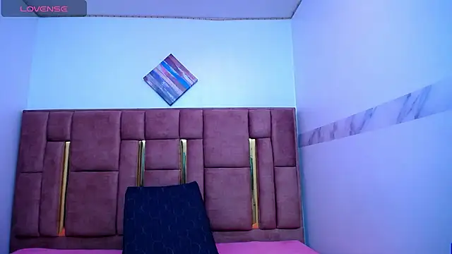 XBODTRIIPX online show from October 21, 2:45 am