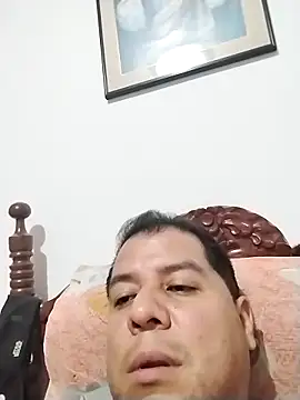 latinblack16 online show from December 4, 3:16 am