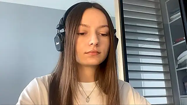Snapshot of SoulHiperAgne_ chatting on September 20, 7:42 am SoulHiperAgne online show from September 20, 7:42 am