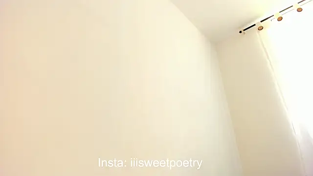 Sweet poetryy online show from October 28, 1:58 pm