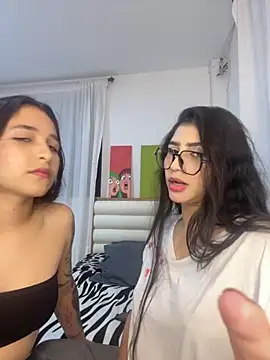 Sweet and Rous0 online show from September 14, 4:11 am