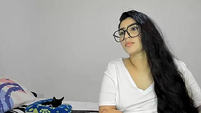 Sweet and Rous0 online show from February 17, 2:30 am