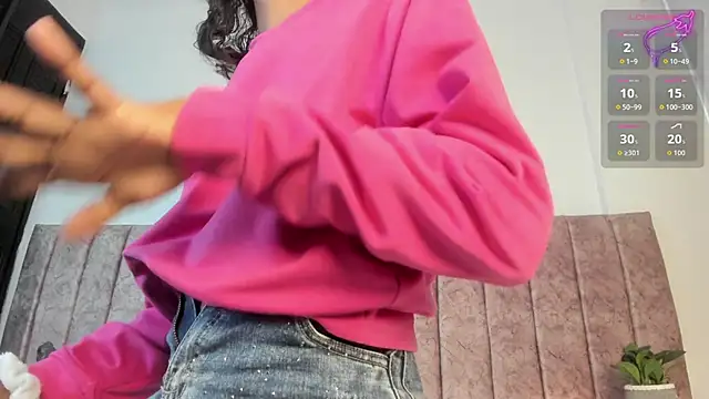 Ambeer fox  online show from March 23, 1:26 pm