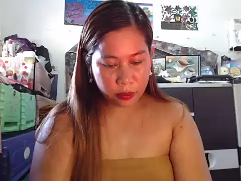 Snapshot of filipina_beauty chatting on May 9, 12:27 am filipina beauty online show from May 9, 12:27 am