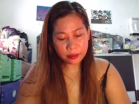 Snapshot of filipina_beauty chatting on May 10, 4:39 am filipina beauty online show from May 10, 4:39 am