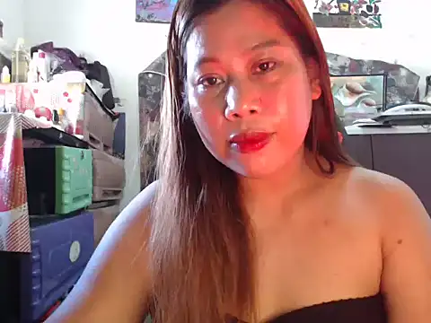 Snapshot of filipina_beauty chatting on May 17, 1:14 am filipina beauty online show from May 17, 1:14 am