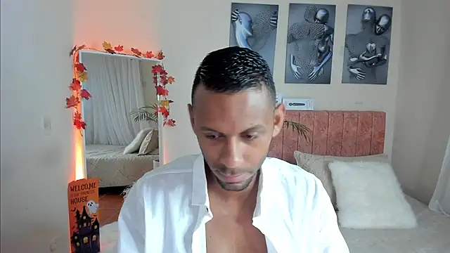 Snapshot of KingEdward_ chatting on October 19, 10:16 am KingEdward  online show from October 19, 10:16 am