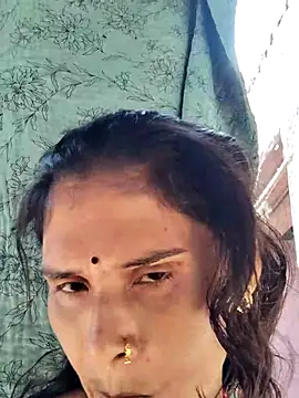 Snapshot of Love_bhabi chatting on November 18, 8:08 am Love bhabi online show from November 18, 8:08 am