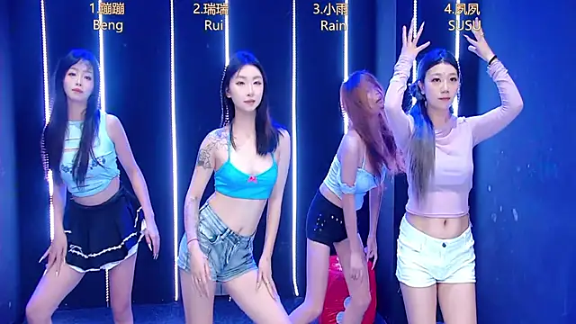 queen-001 online show from October 23, 12:04 pm