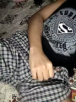 flingster hunt online show from October 9, 6:33 am