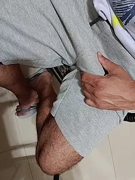 Gallo001 online show from April 5, 12:02 pm