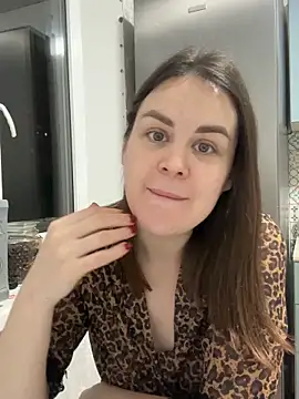 Risky-Flower online show from October 30, 6:30 pm