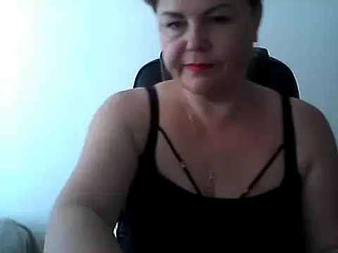 Snapshot of EllaLove2277 chatting on September 11, 9:53 am EllaLove2277 online show from September 11, 9:53 am