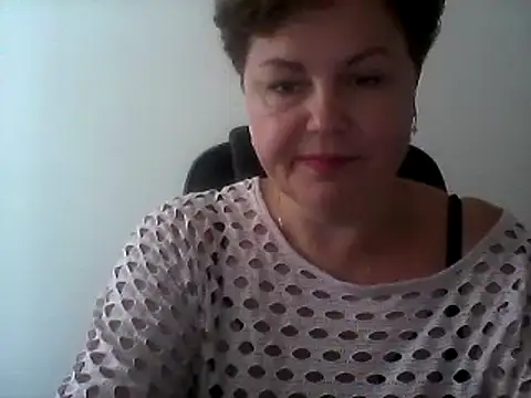 Snapshot of EllaLove2277 chatting on September 17, 9:11 am EllaLove2277 online show from September 17, 9:11 am