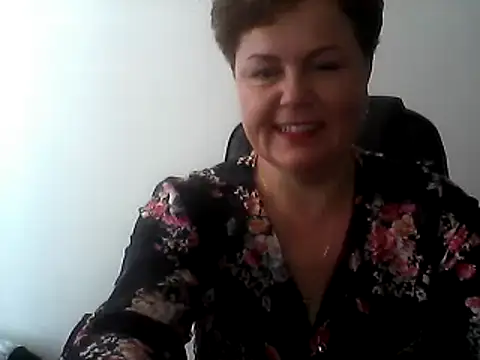 Snapshot of EllaLove2277 chatting on September 19, 10:16 am EllaLove2277 online show from September 19, 10:16 am