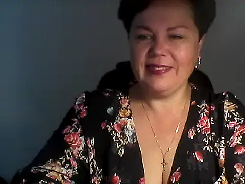 Snapshot of EllaLove2277 chatting on September 30, 6:40 am EllaLove2277 online show from September 30, 6:40 am