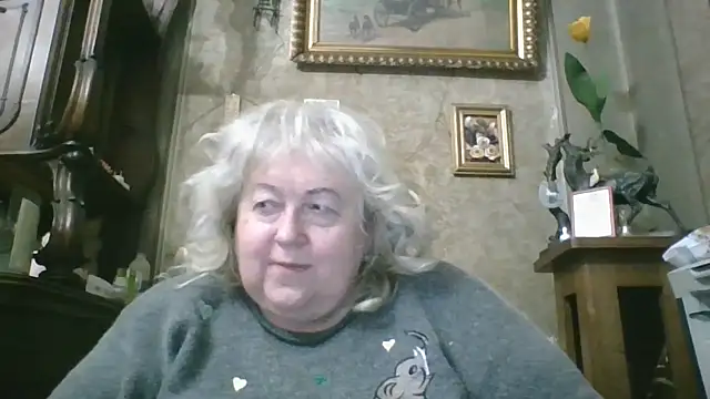 Snapshot of Lala-Love56 chatting on December 21, 11:34 pm Lala-Love56 online show from December 21, 11:34 pm