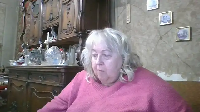 Snapshot of Lala-Love56 chatting on April 28, 5:07 pm Lala-Love56 online show from April 28, 5:07 pm