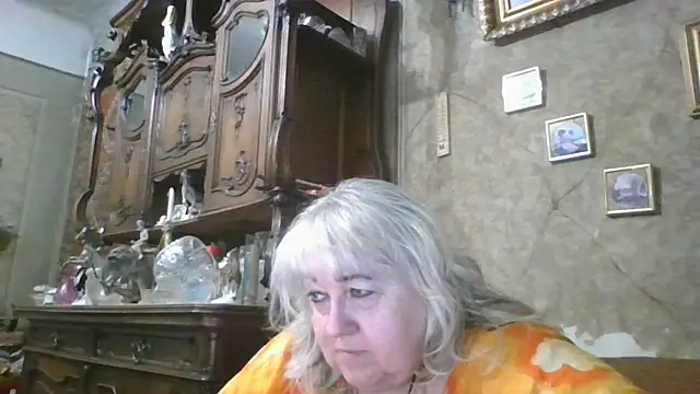Snapshot of Lala-Love56 chatting on June 19, 7:39 pm Lala-Love56 online show from June 19, 7:39 pm