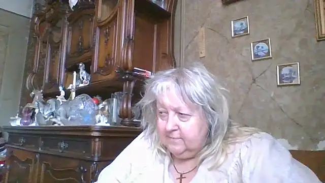 Snapshot of Lala-Love56 chatting on July 4, 7:36 am Lala-Love56 online show from July 4, 7:36 am