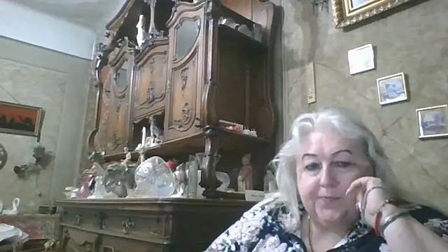 Snapshot of Lala-Love56 chatting on July 12, 8:44 pm Lala-Love56 online show from July 12, 8:44 pm