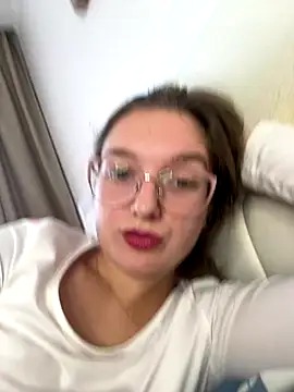 Bellatrisssaa online show from November 6, 11:33 am