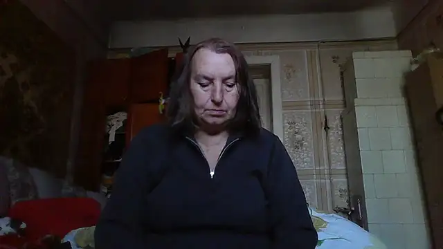 AnnaLive570 online show from November 2, 9:00 am