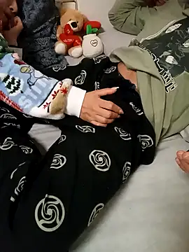 Snapshot of Andr3s69xxx chatting on January 17, 11:52 pm Andr3s69xxx online show from January 17, 11:52 pm