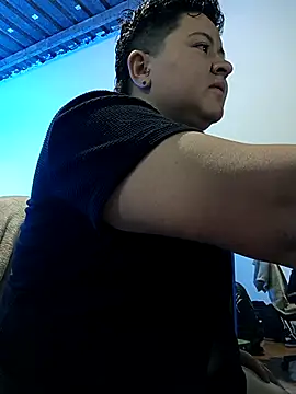 Snapshot of Noha_Whiitee chatting on November 7, 12:10 am Noha Whiitee online show from November 7, 12:10 am