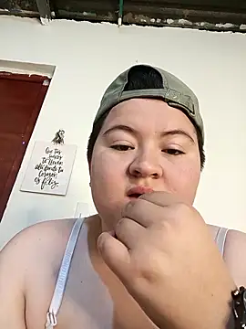 Snapshot of Noha_Whiitee chatting on November 28, 2:47 am Noha Whiitee online show from November 28, 2:47 am