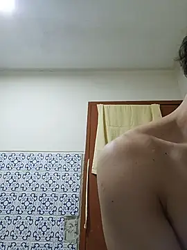 Snapshot of Johan_Dangel chatting on May 20, 2:07 am Johan Dangel online show from May 20, 2:07 am