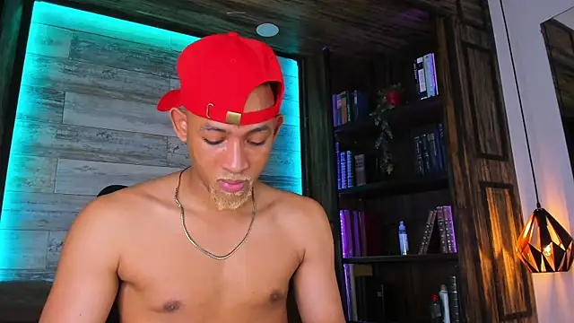 Snapshot of B_Wild chatting on February 21, 3:07 am B Wild online show from February 21, 3:07 am