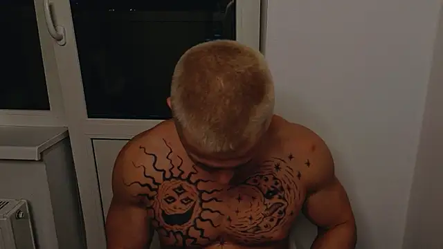 Snapshot of James__Noah chatting on October 6, 8:50 pm James Noah online show from October 6, 8:50 pm