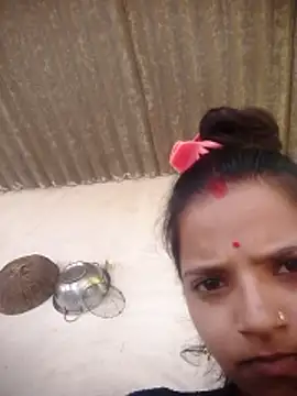 Snapshot of Sexi_shivani chatting on November 2, 9:22 am Sexi shivani online show from November 2, 9:22 am