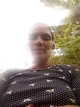 Snapshot of Monika_cut chatting on October 19, 4:13 am Monika cut online show from October 19, 4:13 am