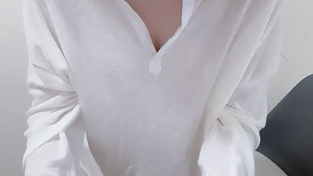 Snapshot of Queen_ww chatting on October 30, 5:42 am Queen ww online show from October 30, 5:42 am