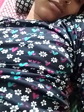 Snapshot of KIRTI12_HOT chatting on September 25, 3:49 pm KIRTI12 HOT online show from September 25, 3:49 pm